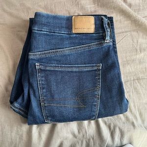 NWOT AE Next Level Curvy V-Waist High-Waisted Jegging - Intensely Dark